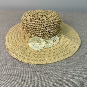 Boho Straw Beach Hat with Crochet Flowers & Wood Beads